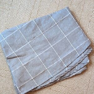 Classic Gray & White Plaid Checked Cotton Polyester Oblong Tablecloth 72" X 62"